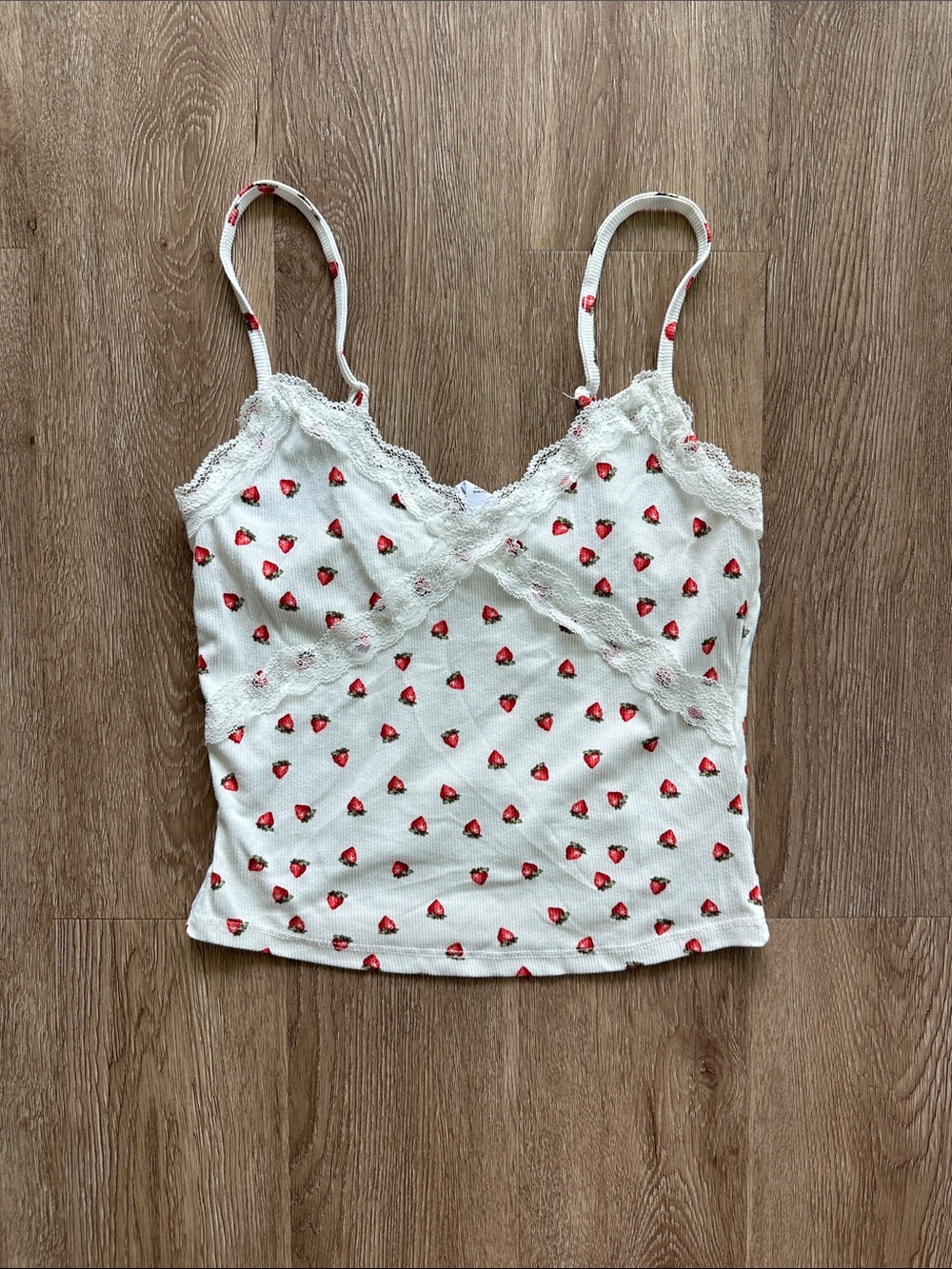 Charlotte Russe Strawberry Lace Trim‎ Cami White Medium Y2K